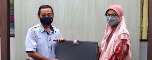 UUMIT CSR Programme - Used Computer Donated to IPD Langkawi